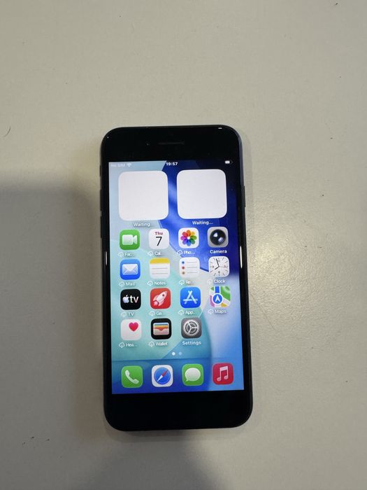 Iphone SE 2022 3 geração 128 Gb em muito bom estado