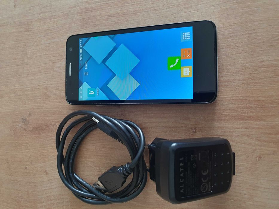 Alcatel One touch 6012D ladny, zadbany, prosty w obsludze.
