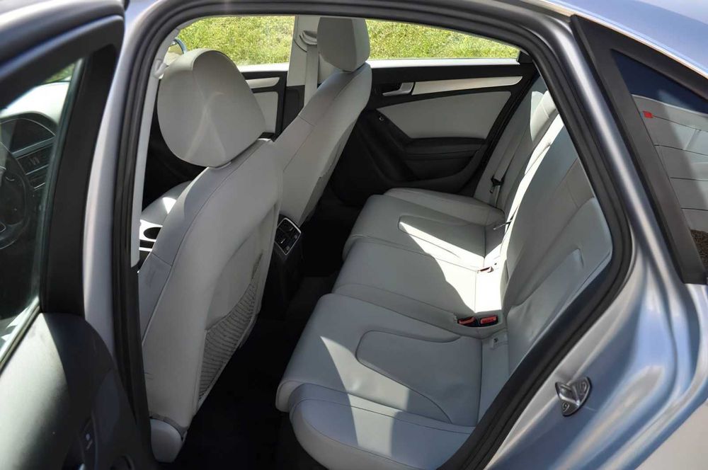 Audi A4      2015