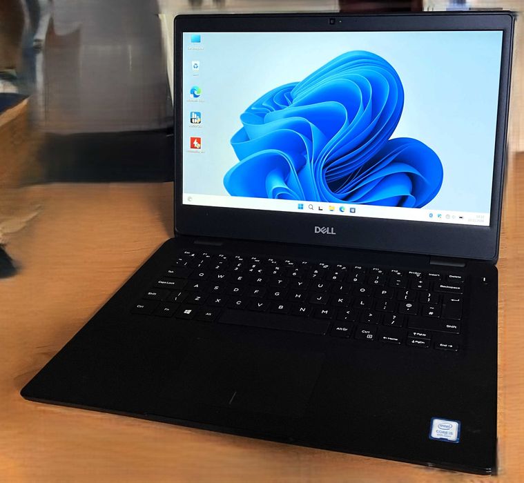 Laptop DELL LATITUDE 3460 14” Intel® Core™ i5 8GB 256GB SSD HD Windows 11