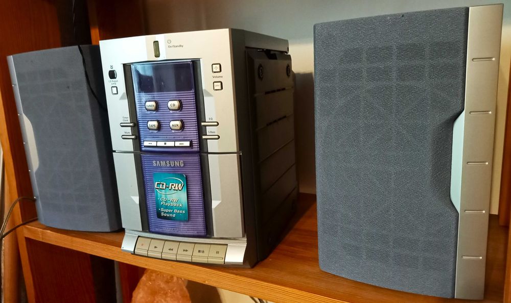 Mini wieża Samsung – CD / RADIO