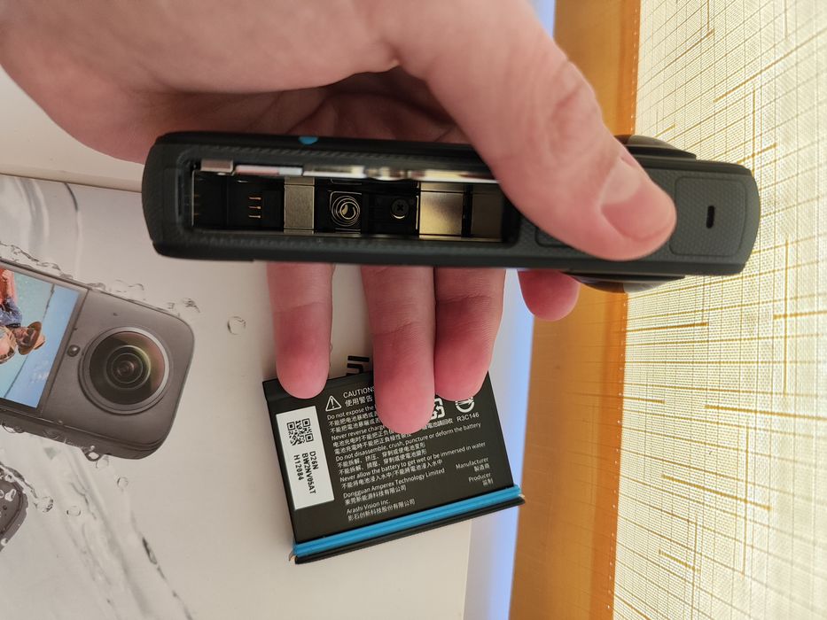 Insta 360 x3 в хорошому стані