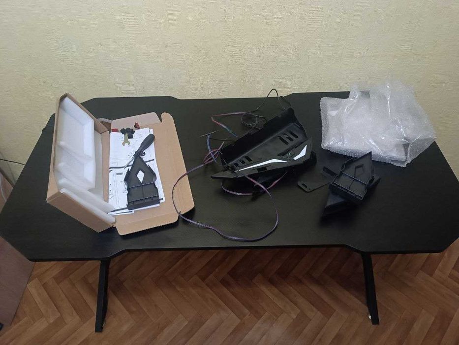 Стол компьютерный GT Racer T-1211 (120x60x73) Black
