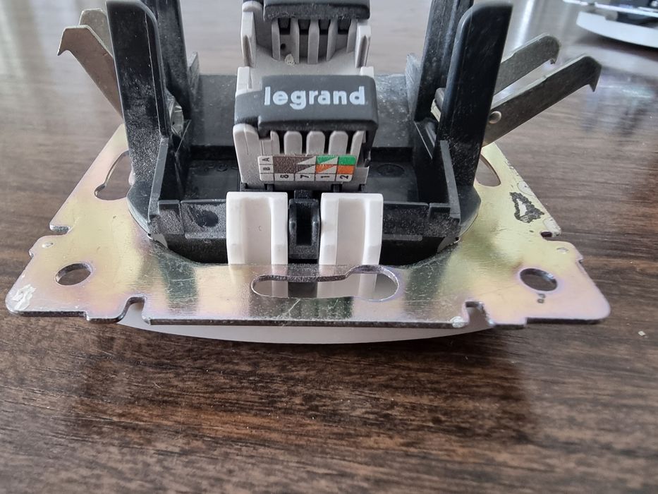 RJ45 Network Sockets490340088997498884