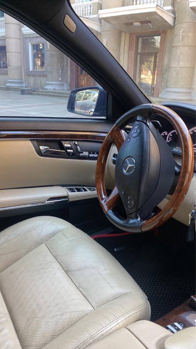 Mersedes-Benz w221