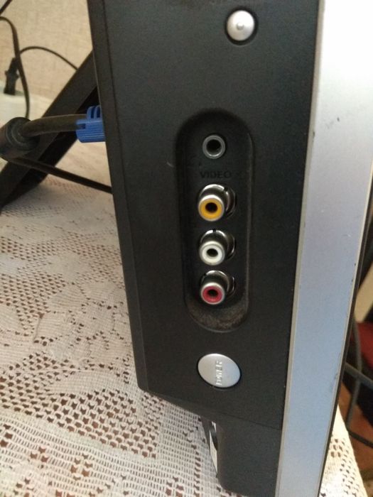 Телевизор + ДВД плеер BBK LD1534