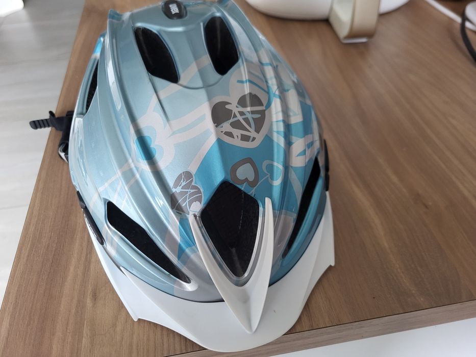 Kask rowerowy firmy UVEX