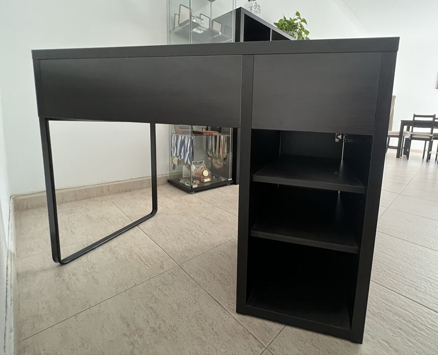 Mesa Secretária IKEA