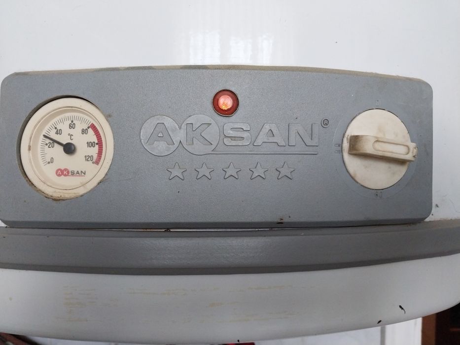 Продам бойлер 50л