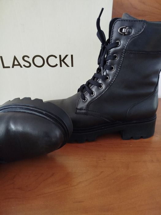 Buty nowe Lasocki 39