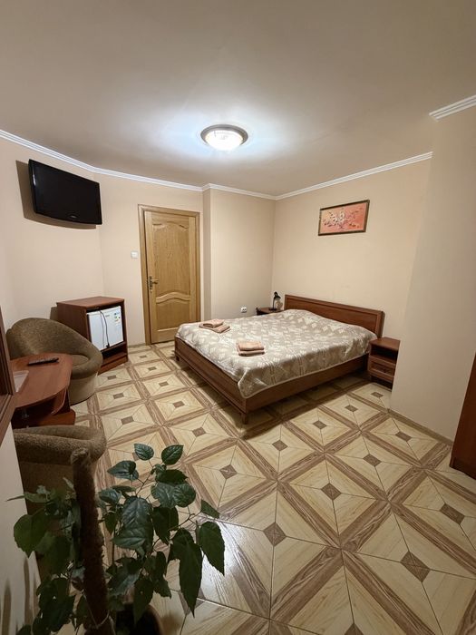 Міні готель VIVA. Кімнати подобово Берегове біля термальних басейнів