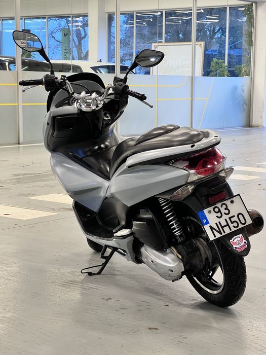 Aluguer PCX 125cc 2012