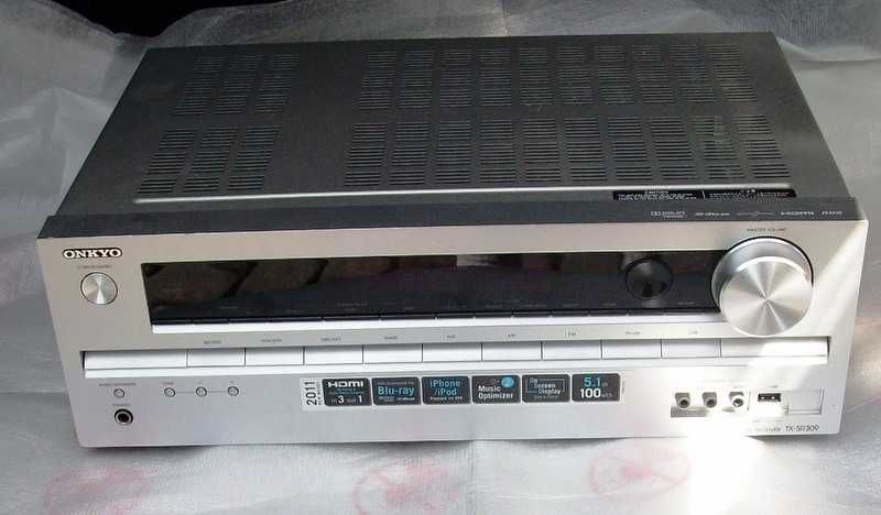 Amplituner Onkyo TX SR 313  USB mp3 wzmacniacz kino domowe