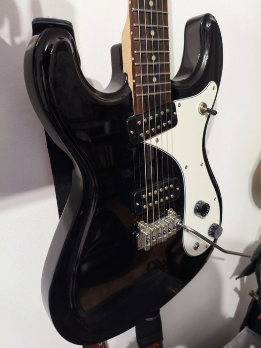 Guitarra Harley Benton Mr Modern ( Made in Indonésia)