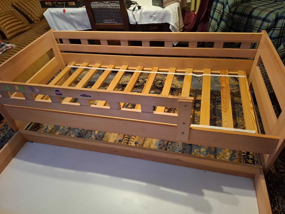 Łóżko mlodziezowe 180/90