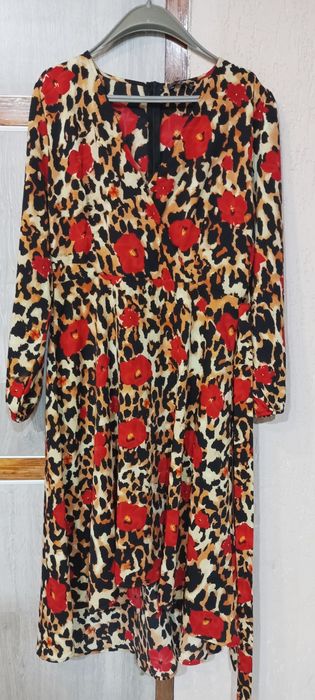 Продам плаття 46-48 розмір