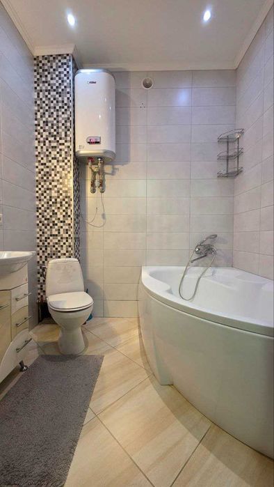 NN S4 Продам 1 комнатную квартиру новострой ремонт Гер. Харькова 131а