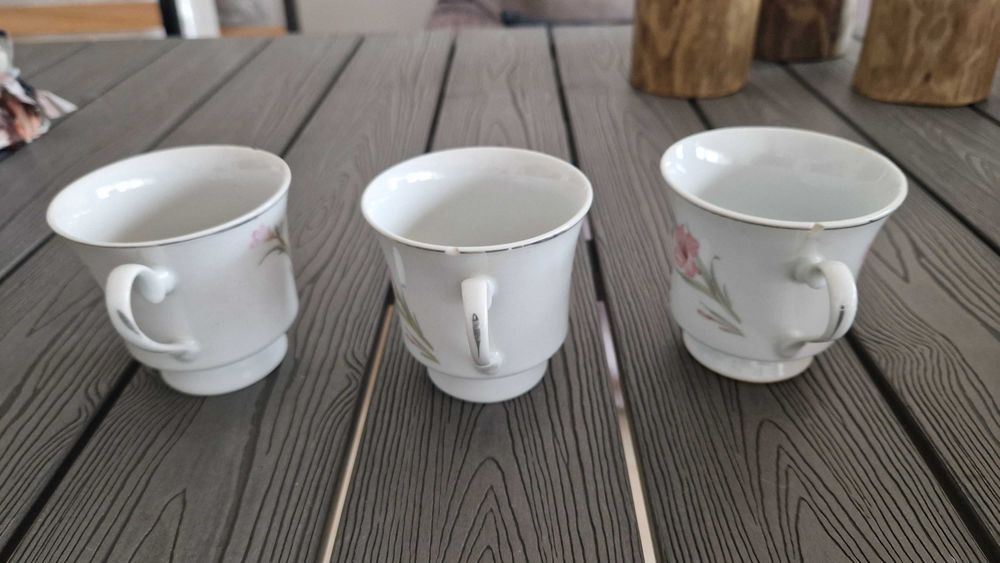 Conjunto de 3 chávenas vintage para chá ou café