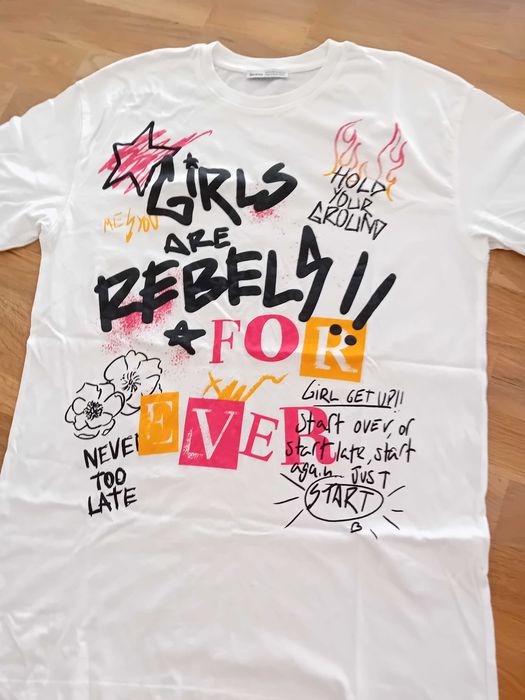 T-shirt branca estampada Bershka –  como nova