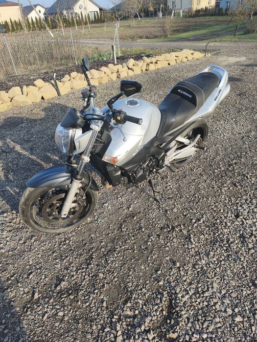 Suzuki gsr 600 rok 2007