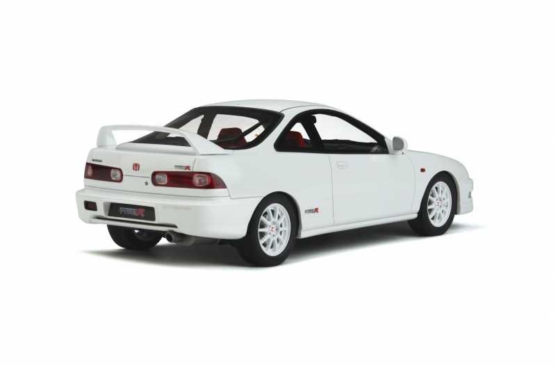 1/18 Honda Integra DC2 Euro Spec br - OTTO OT974