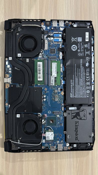 Acer Nitro 5 - i5 11400H