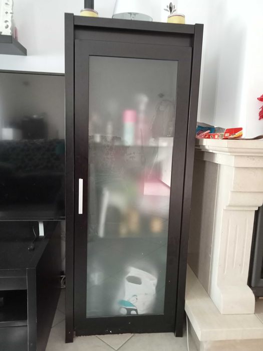 Móveis de sala em madeira preto