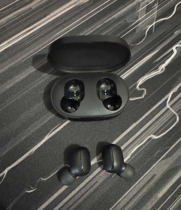 Mi True Wireless Earbuds Basic Headphones | Bluetooth | Like New64586215771139122