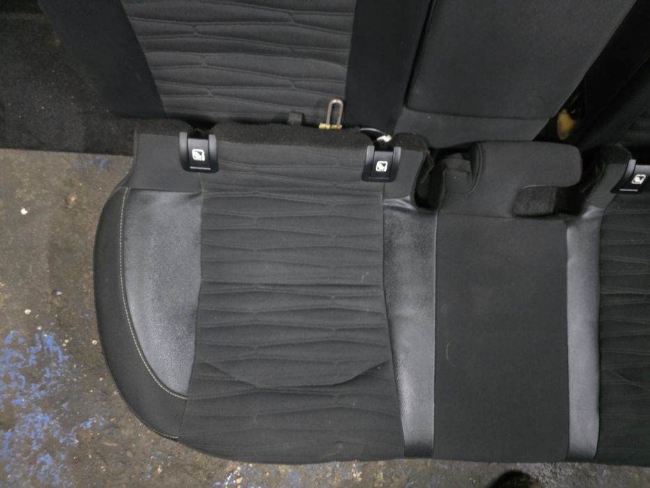 Fotele kanapa wnetrze kia proceed III