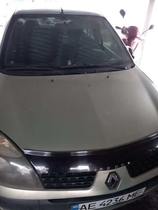 Авто гаражного хранения без дтп ,есть прицепное  грузов не таскали