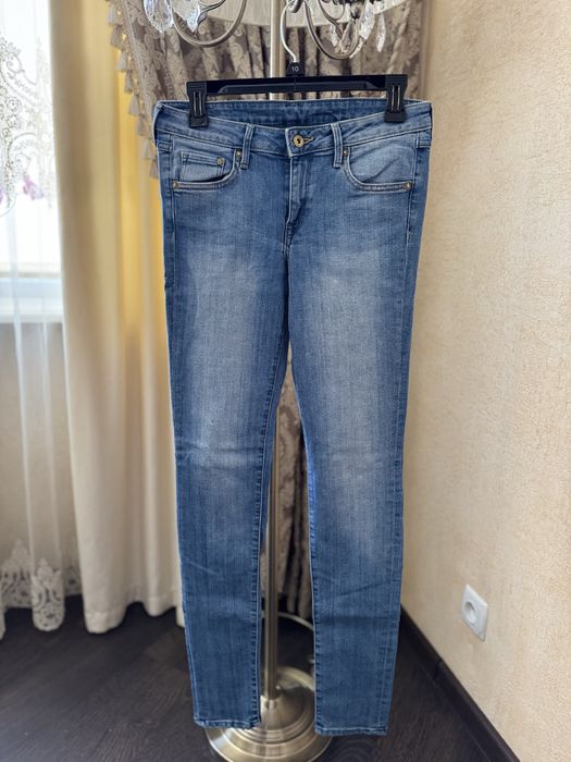 Джинси вузькі/скіні Н&М талія 28 довж 32 стан ідеал