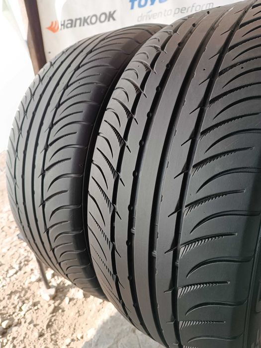 Літні шини 235/55 R17 Kumho ecsta spt 2022 рік 6,1мм