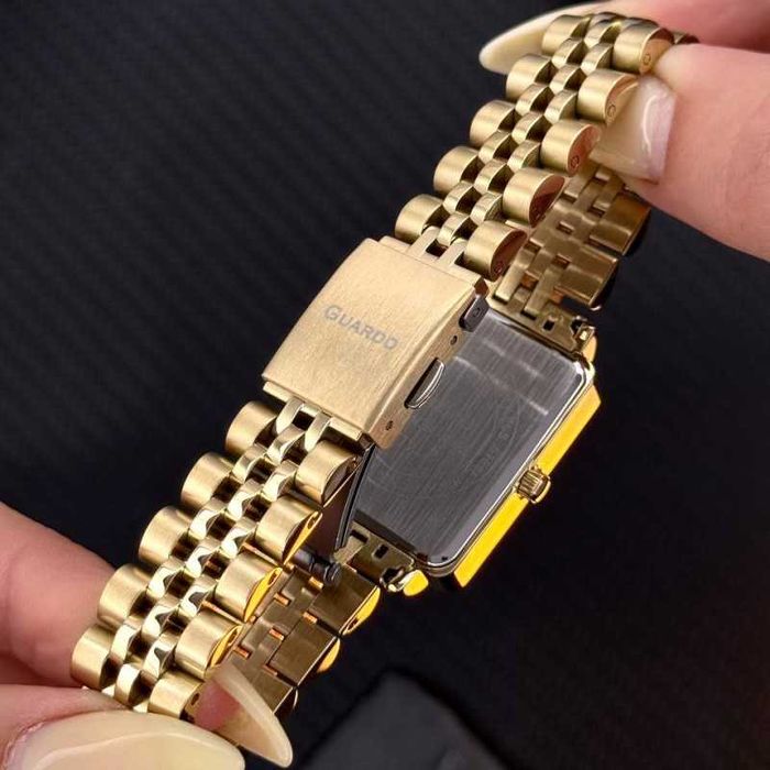 Жіночий годинник Guardo 012803-1 Gold-Silver