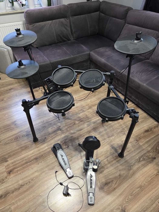 Sprzedam Perkusje Alesis Nitro Mesh Kit