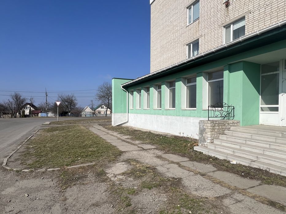 Продається комерційного приміщення| 280 кв.м .| місто Тальне