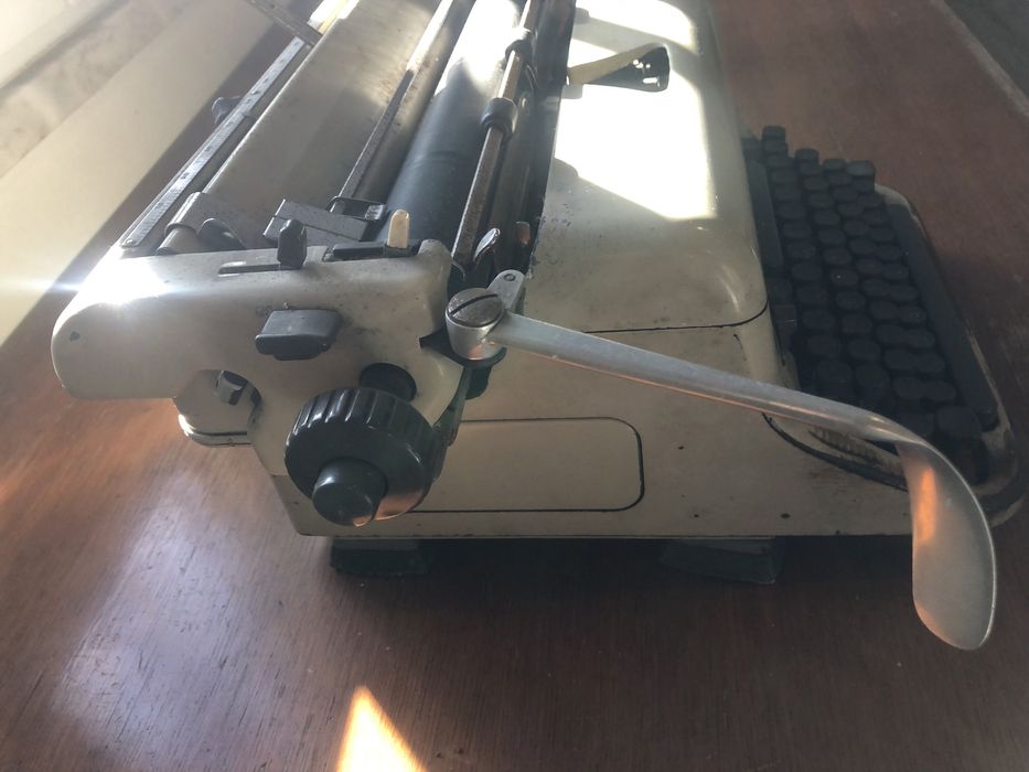 Messa Typewriter64584838273666123