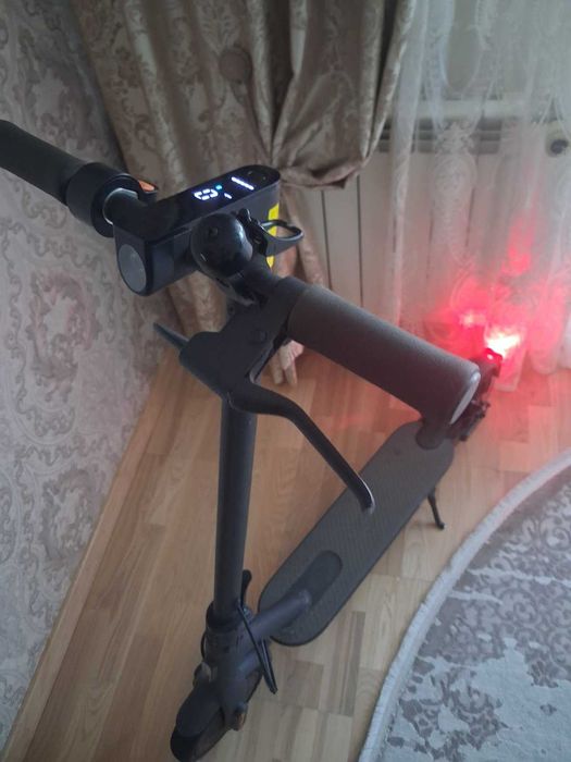 електросамокат Xiaomi б/у, торг