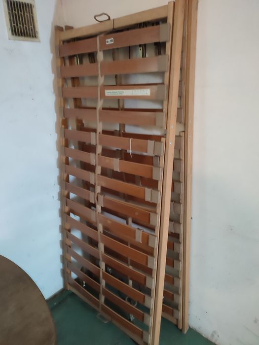 Stelaże łuskowe stan bardzo dobry