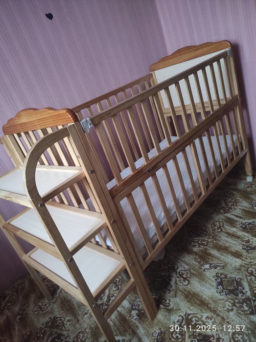 Дитяче ліжечко в ідеальному стані!!!
