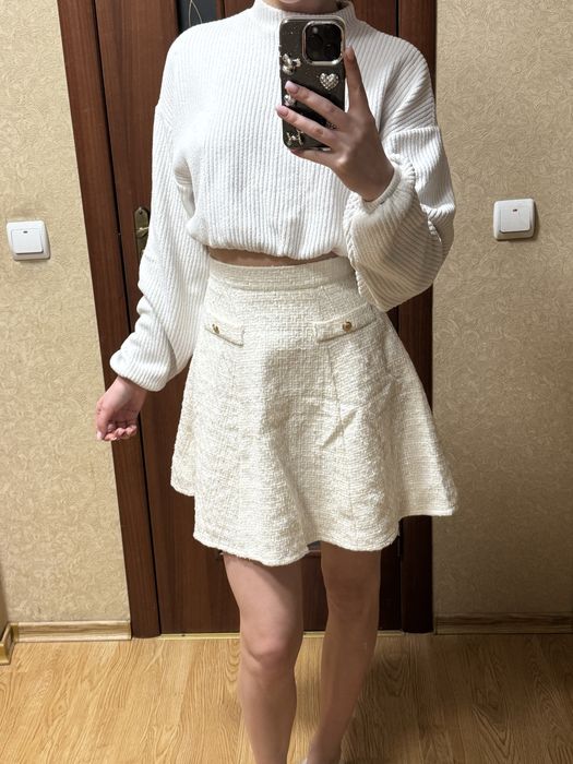 Нова твідова спідниця