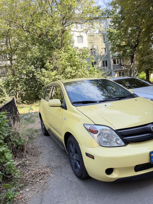 Продам Toyota Scion 2004
