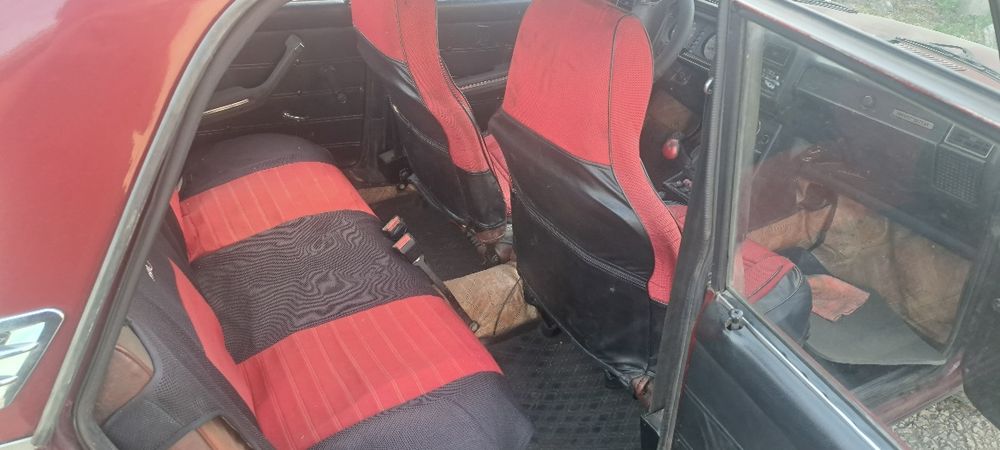 Жигулі ваз 2107 в гарному стані