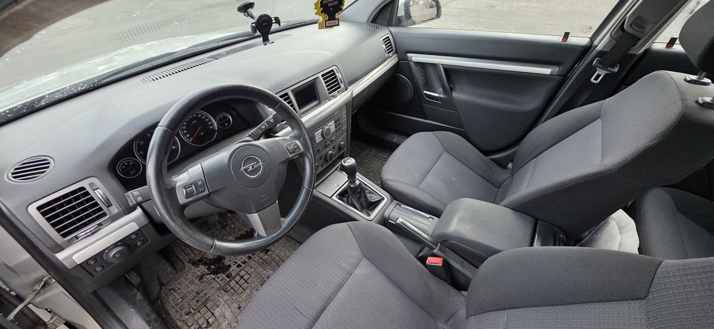 Opel vectra c 1.9 cdti 150km