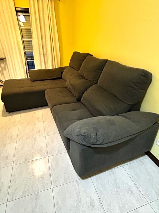 Sofá tamanho Família retrátil