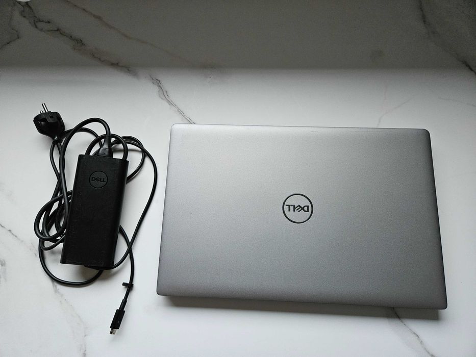 Laptop DELL Latitude 5520, Intel i7, 32 RAM, dysk SSD 512, Office 2019