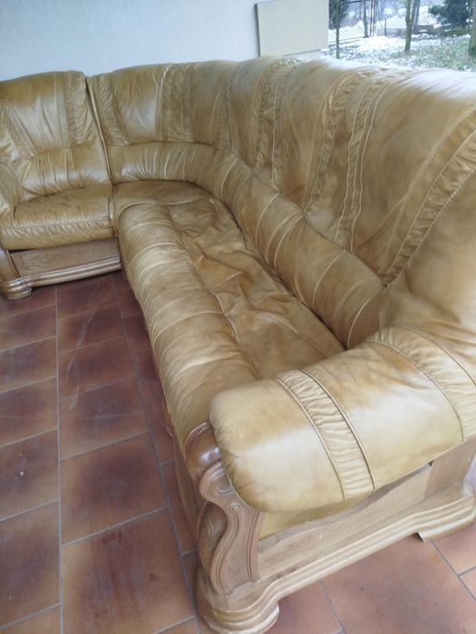 Skórzana kanapa z funkcja spania