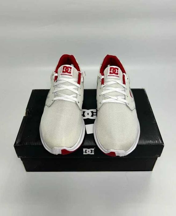 DC Shoes rozmiar 42 białe czerwone sneakersy sportowe casual