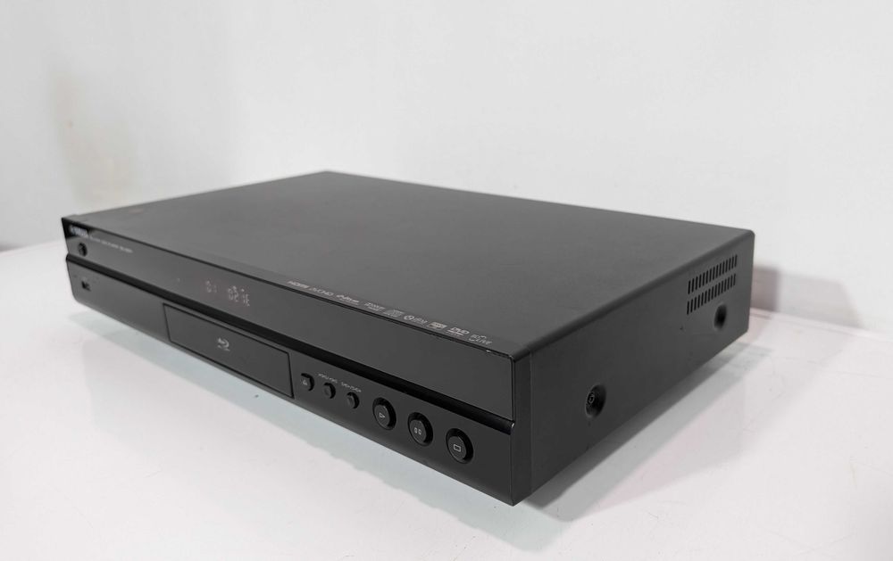 Програвач Blu-Ray/DVD/CD дисків Yamaha BD-S667,має HDMI/USB/ЦАП/Dolby