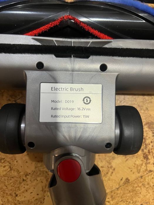 Продам насадку на пылесос Дайсон