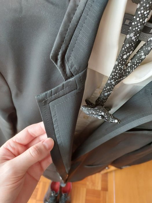 Fato Completo com camisa e laço